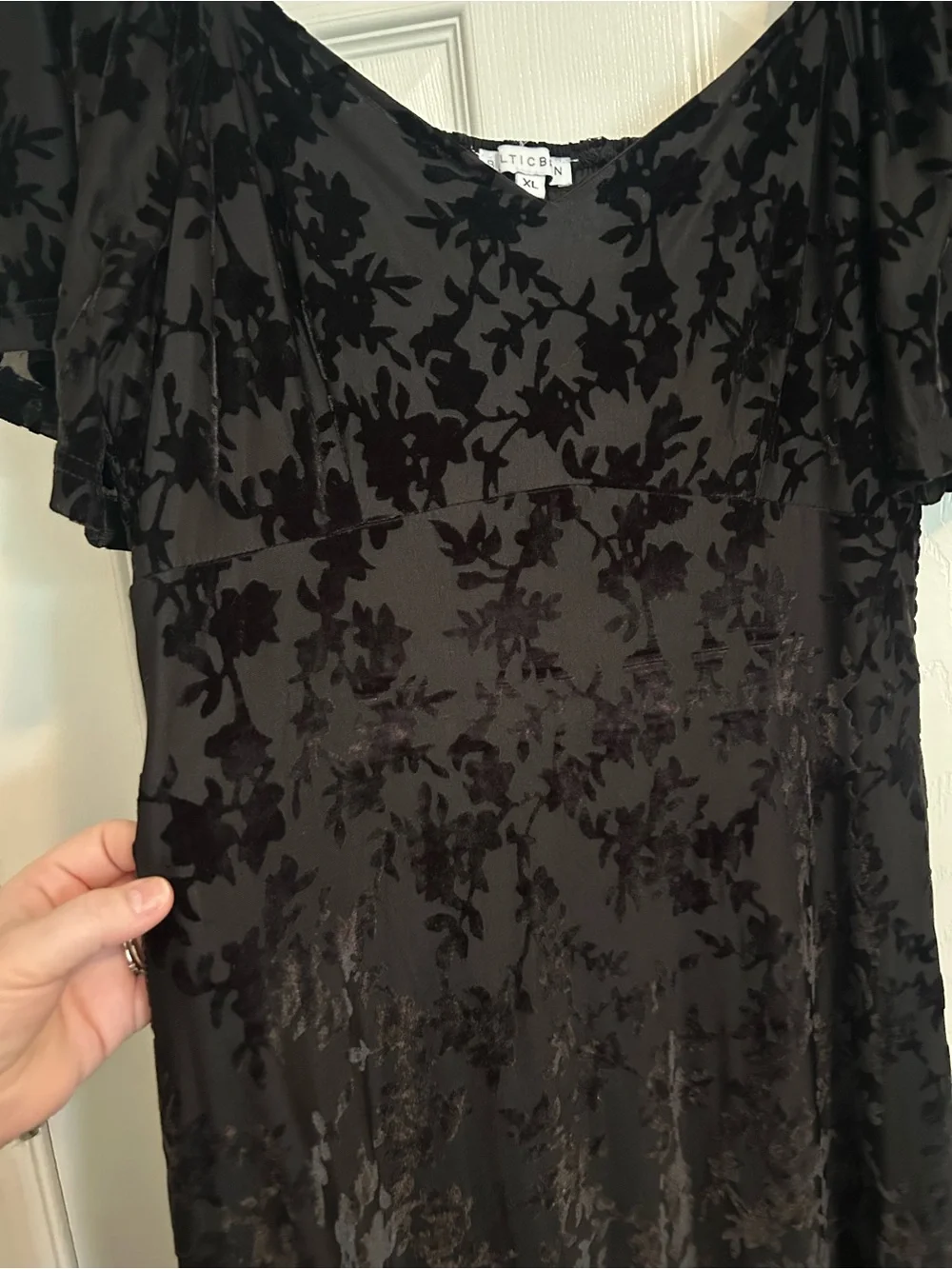 Baltic Born Black Everley Velvet Maxi Dress - Picture 8 of 15